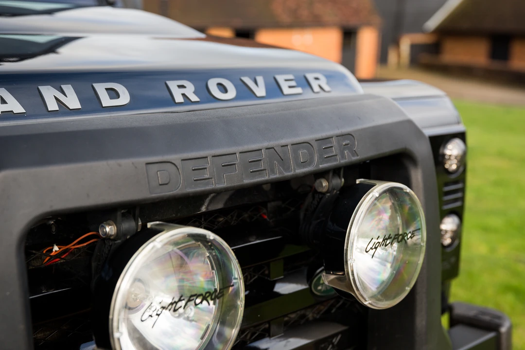 2011 Land Rover Defender 110 - Image 28 of 31