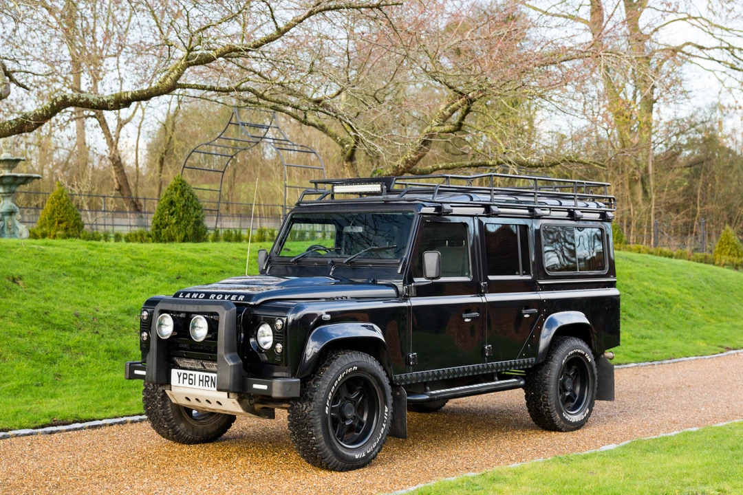 2011 Land Rover Defender 110 - Image 8 of 31