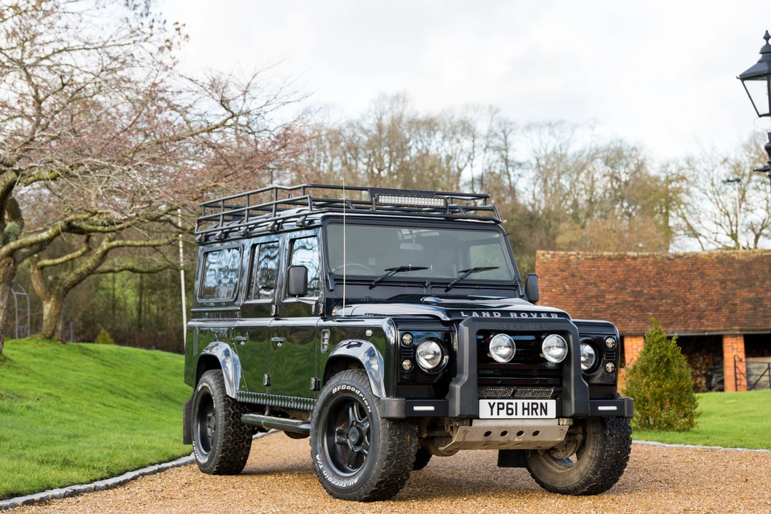 2011 Land Rover Defender 110 - Image 4 of 31