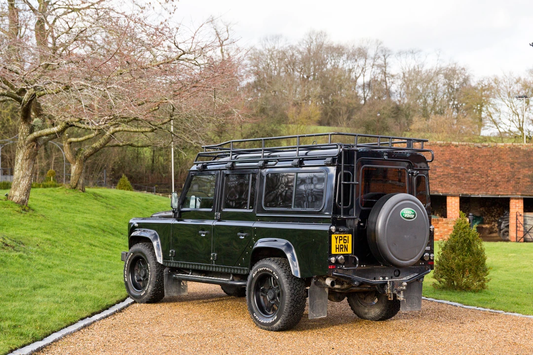 2011 Land Rover Defender 110 - Image 16 of 31