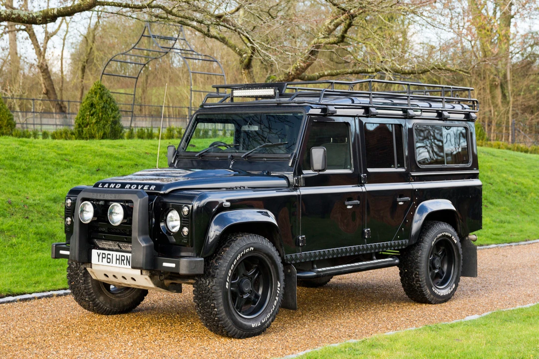 2011 Land Rover Defender 110 - Image 2 of 31