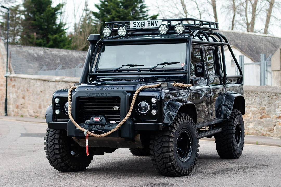 2011 Land Rover Defender 110 - Image 2 of 31