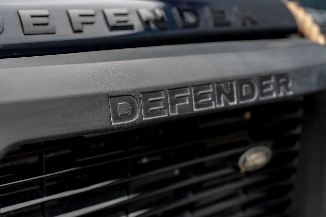 2011 Land Rover Defender 110 - Image 26 of 31
