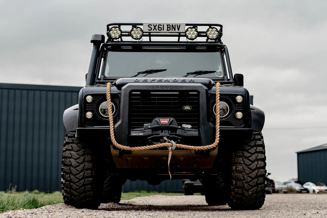 2011 Land Rover Defender 110 - Image 3 of 31