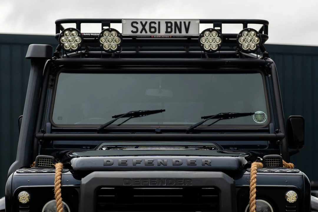 2011 Land Rover Defender 110 - Image 20 of 31