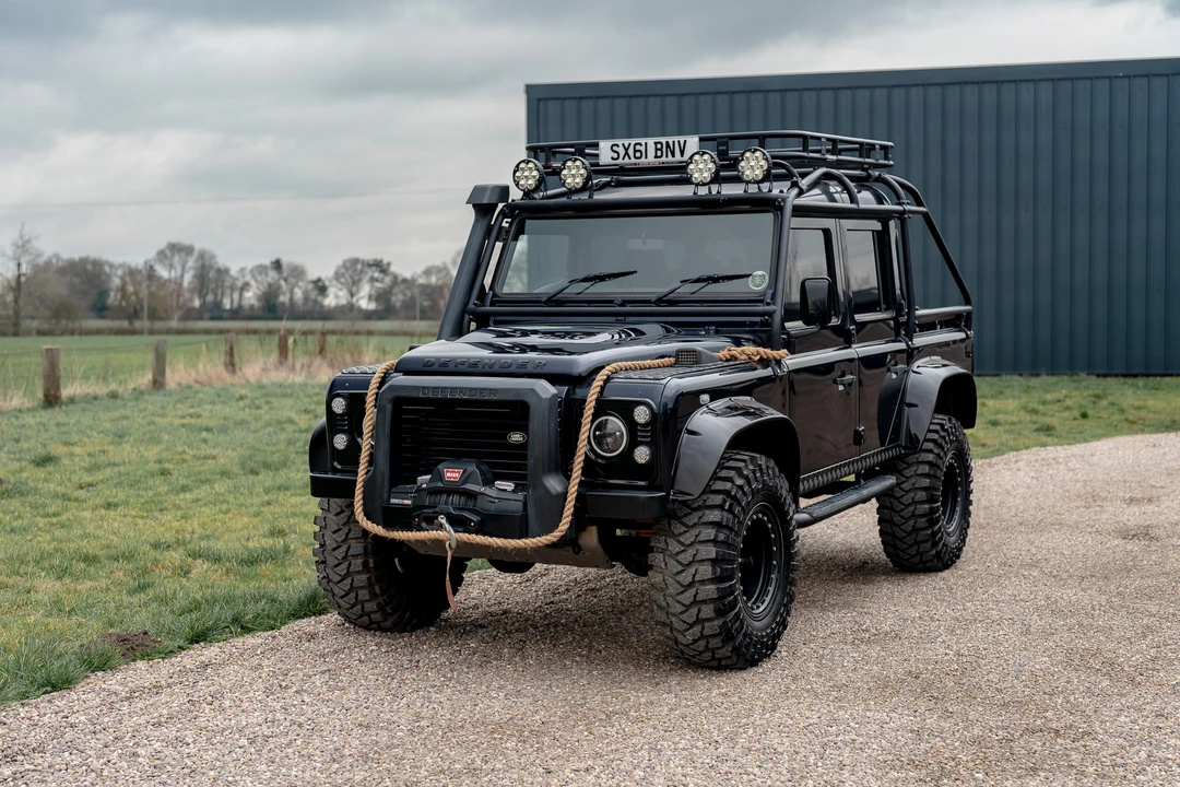 2011 Land Rover Defender 110 - Image 10 of 31