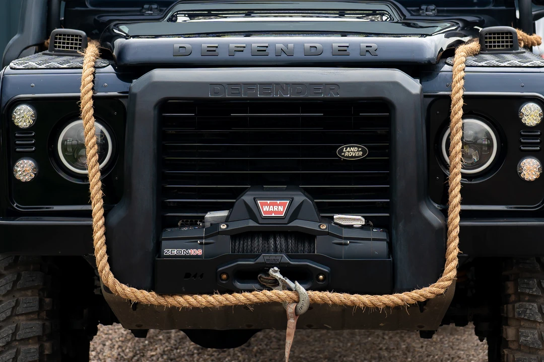 2011 Land Rover Defender 110 - Image 21 of 31