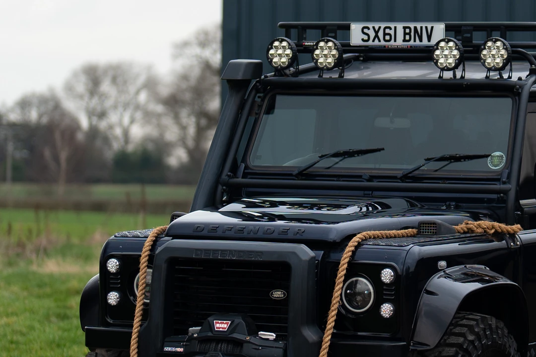 2011 Land Rover Defender 110 - Image 22 of 31