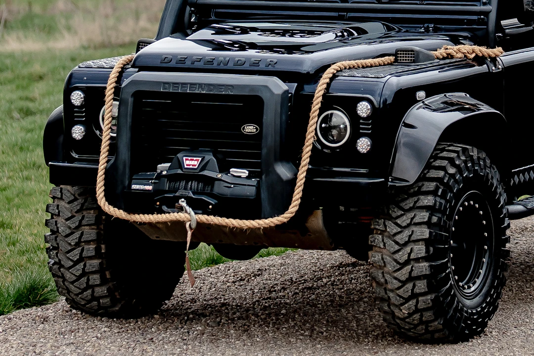 2011 Land Rover Defender 110 - Image 23 of 31