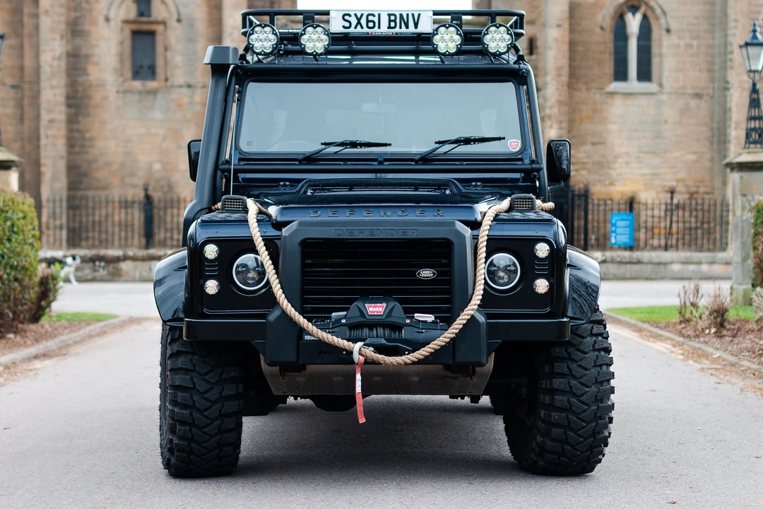 2011 Land Rover Defender 110 - Image 4 of 31