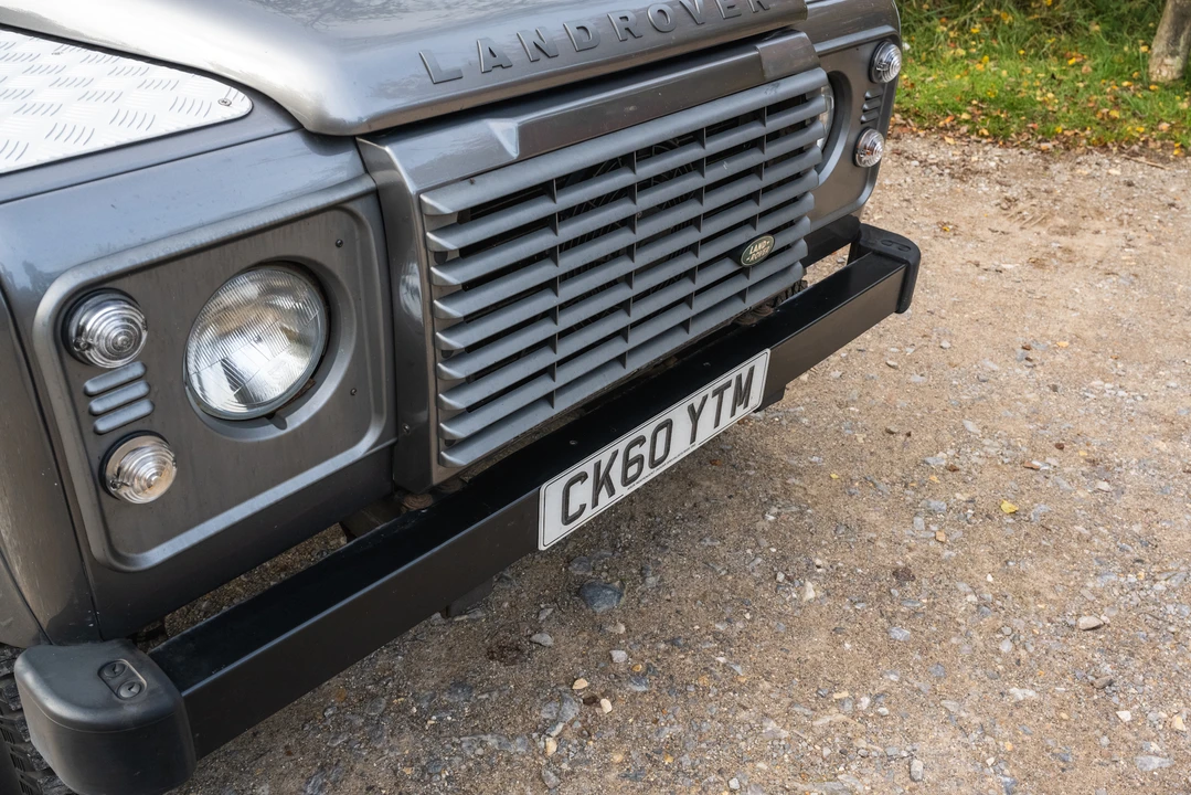2011 Land Rover Defender 110 - Image 25 of 31