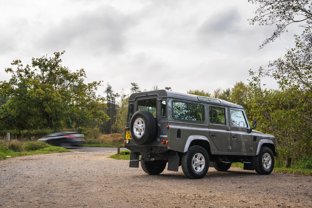 2011 Land Rover Defender 110 - Image 15 of 31