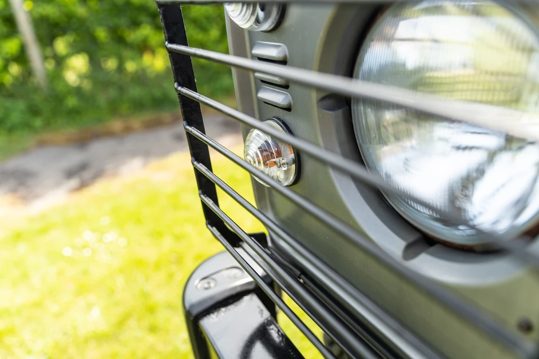 2011 Land Rover Defender 110 - Image 22 of 31