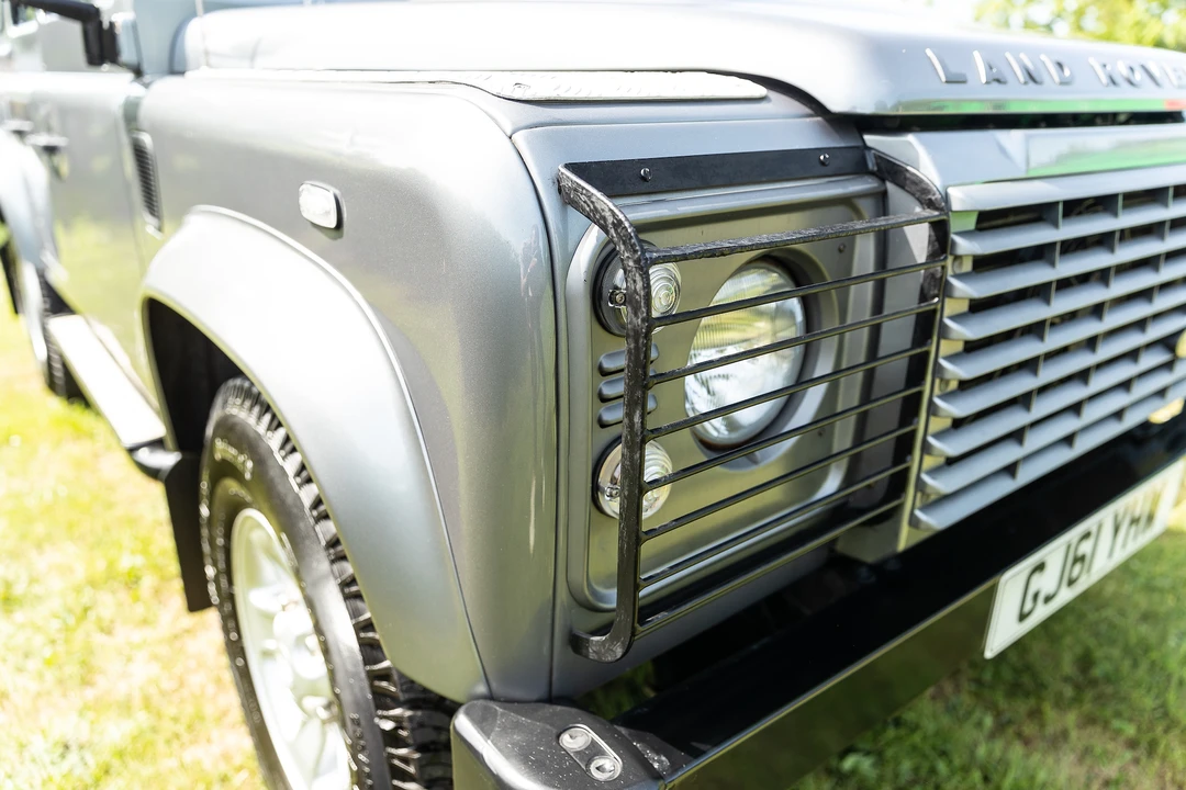 2011 Land Rover Defender 110 - Image 24 of 31