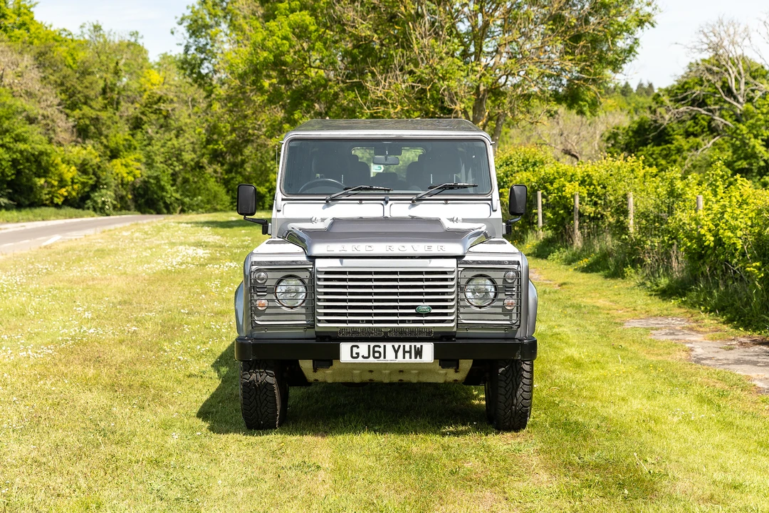 2011 Land Rover Defender 110 - Image 3 of 31