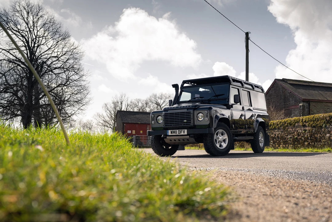 2011 Land Rover Defender 110 - Image 20 of 31