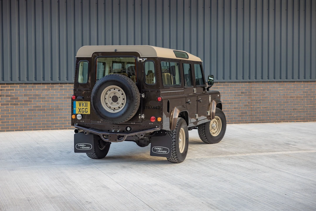 2011 Land Rover Defender 110 - Image 31 of 31