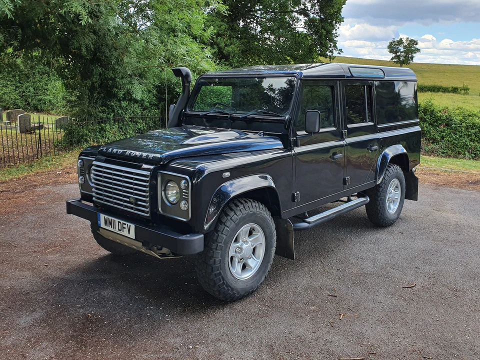 2011 Land Rover Defender 110 - Image 2 of 31