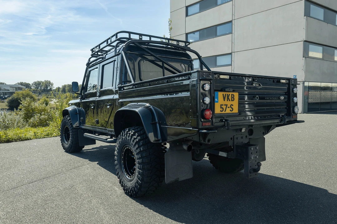 2011 Land Rover Defender 130 - Image 13 of 31