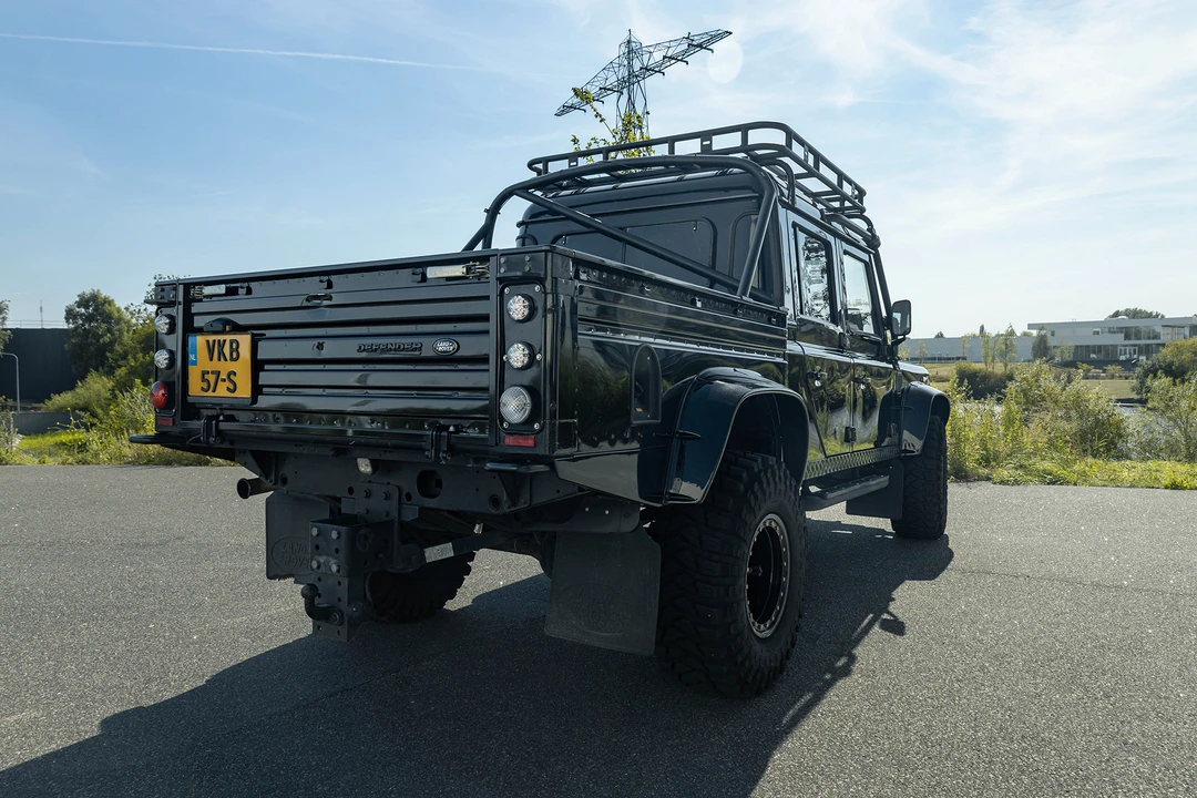2011 Land Rover Defender 130 - Image 8 of 31