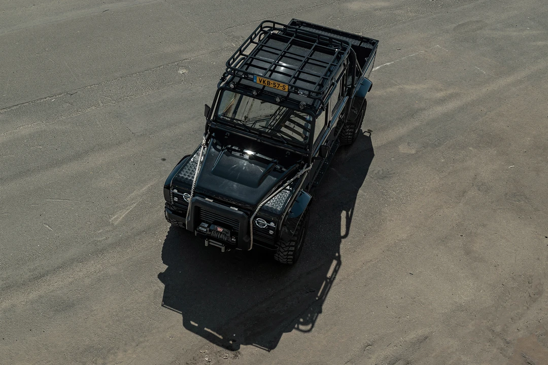 2011 Land Rover Defender 130 - Image 19 of 31