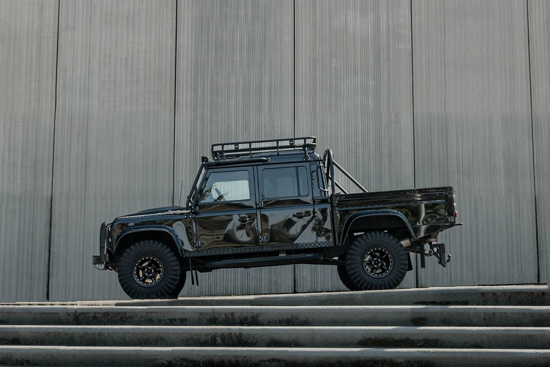 2011 Land Rover Defender 130 - Image 21 of 31