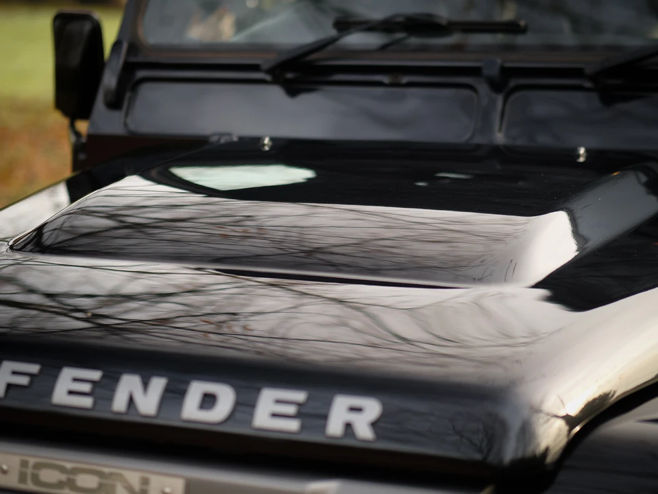 2011 Land Rover Defender 90 - Image 28 of 31