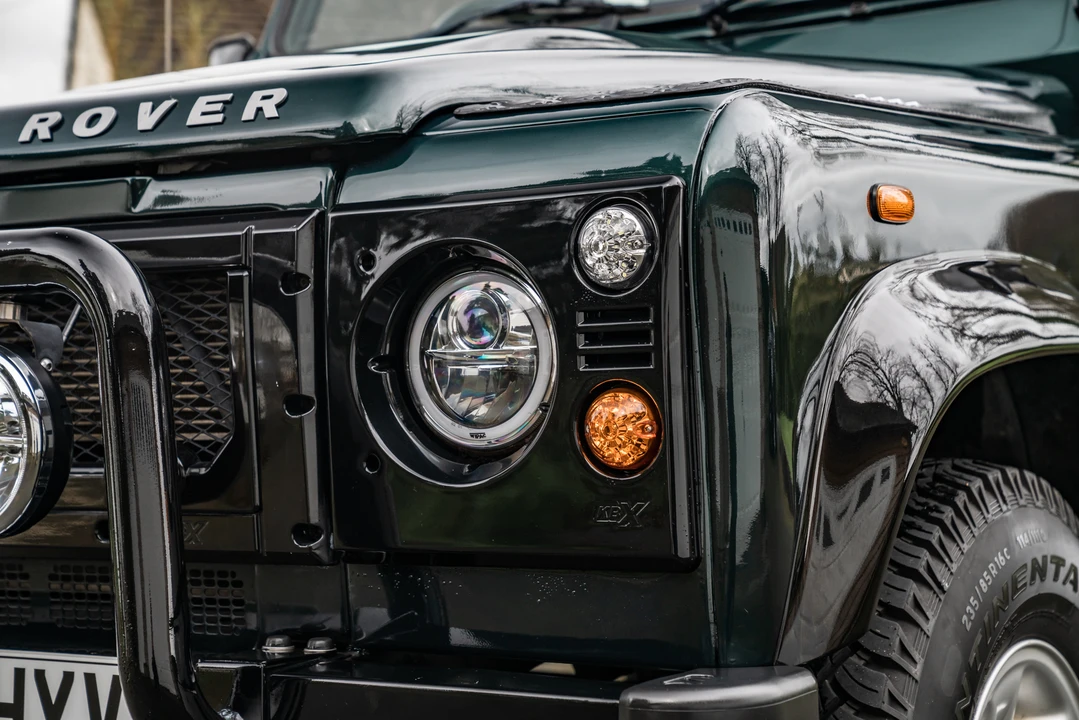 2011 Land Rover Defender 90 - Image 29 of 31
