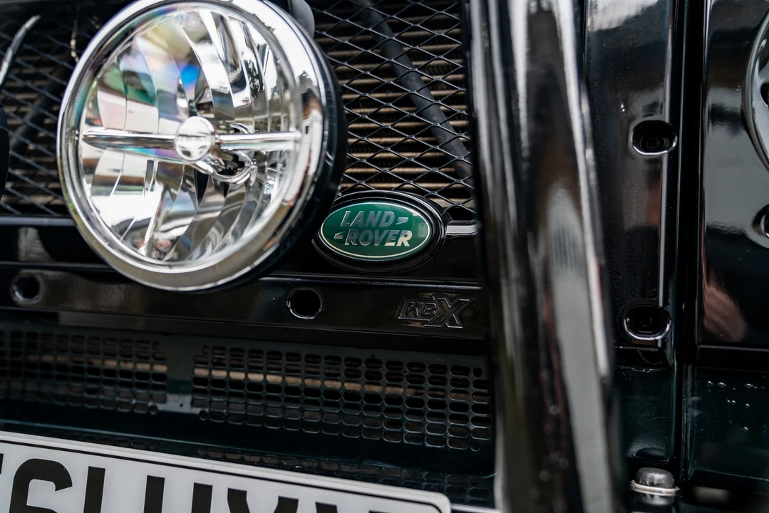 2011 Land Rover Defender 90 - Image 30 of 31