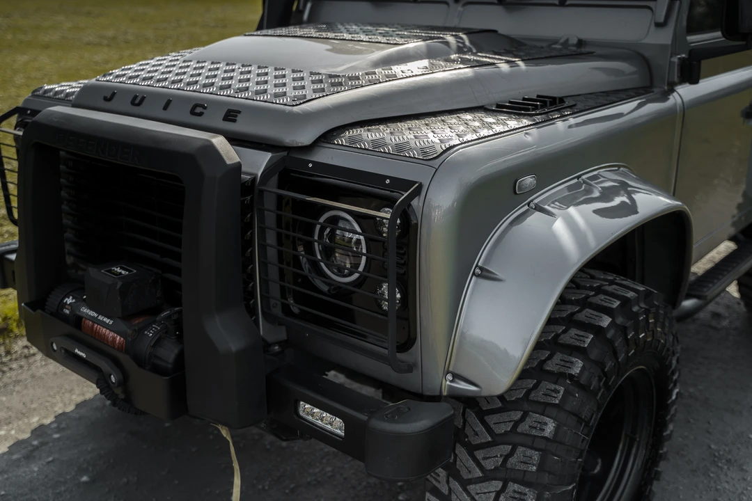 2011 Land Rover Defender 90 - Image 22 of 31