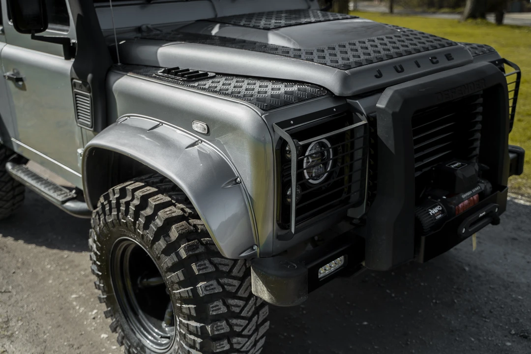 2011 Land Rover Defender 90 - Image 23 of 31