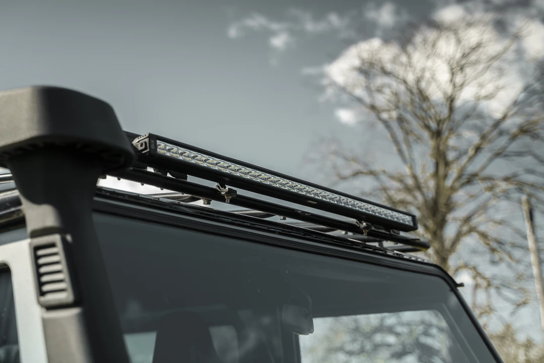 2011 Land Rover Defender 90 - Image 25 of 31