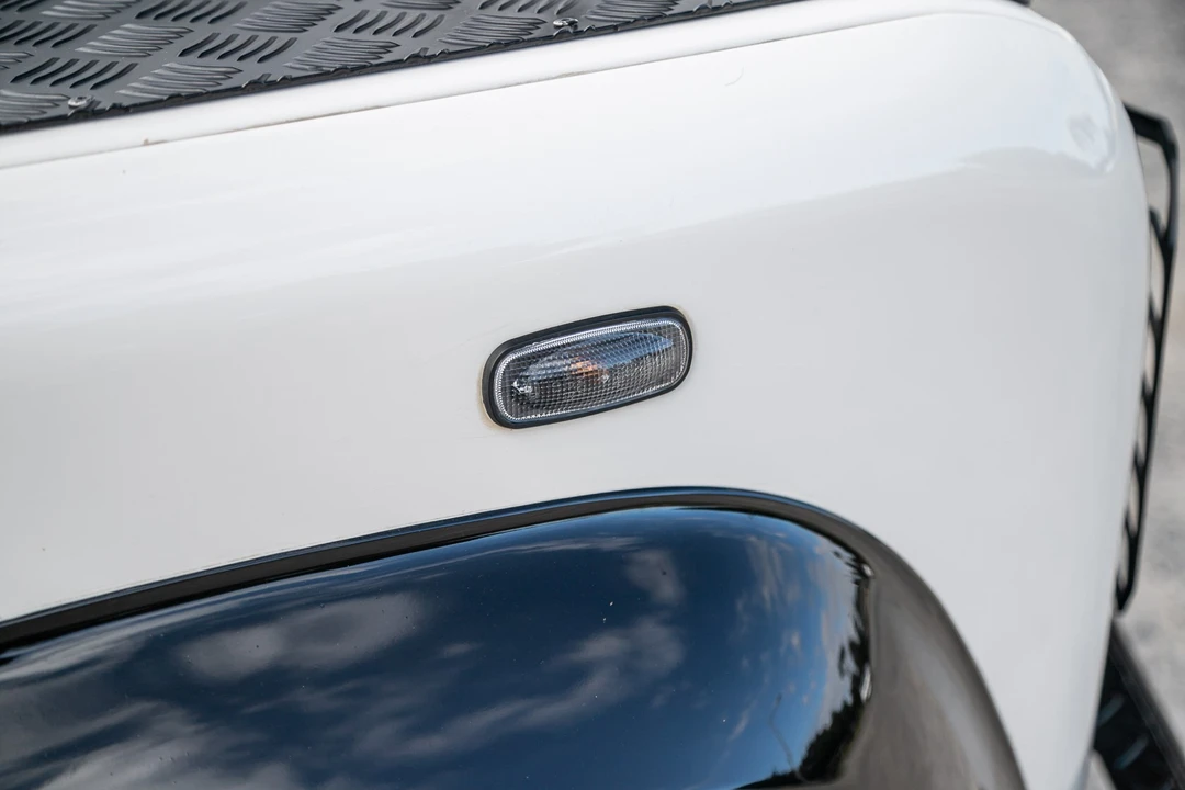 2011 Land Rover Defender 90 - Image 18 of 31