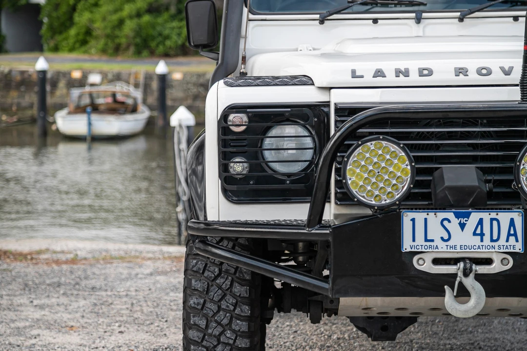 2011 Land Rover Defender 90 - Image 30 of 31