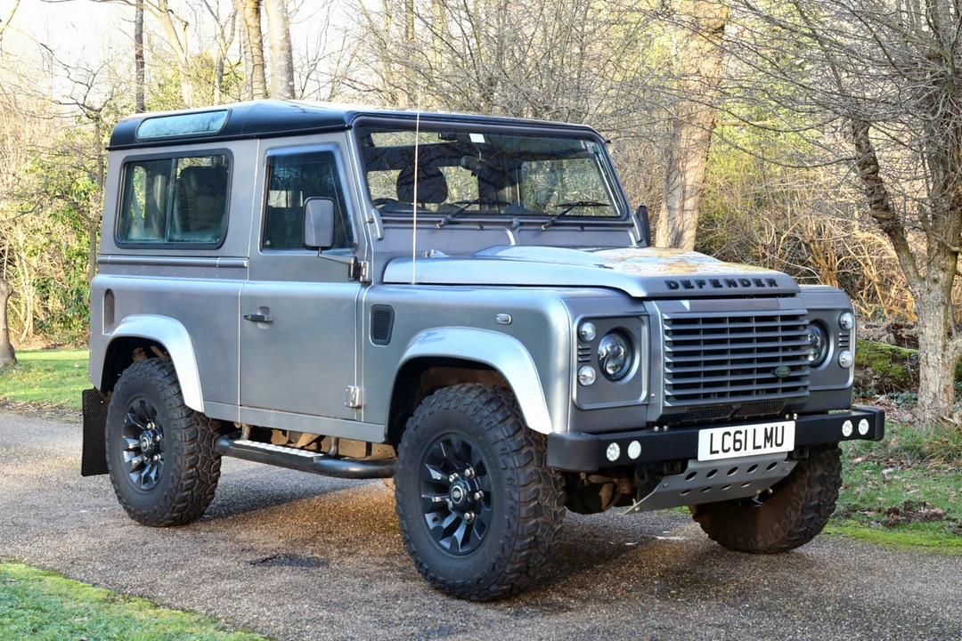 2011 Land Rover Defender 90 - Image 4 of 21
