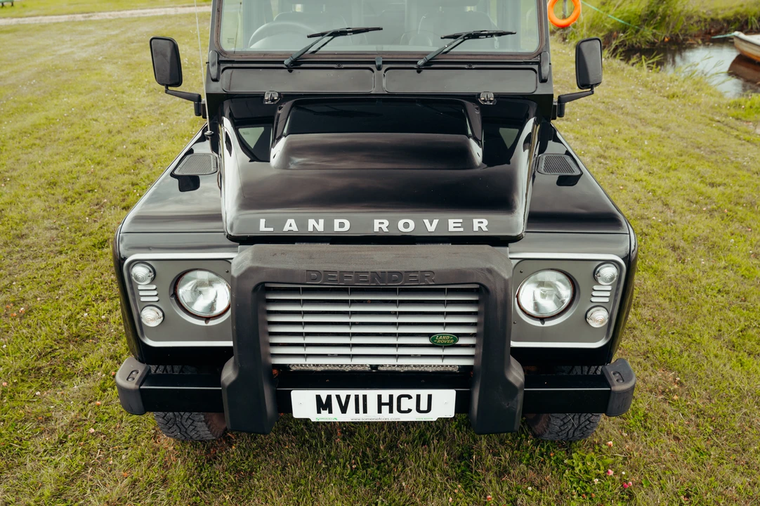 2011 Land Rover Defender 90 - Image 20 of 31