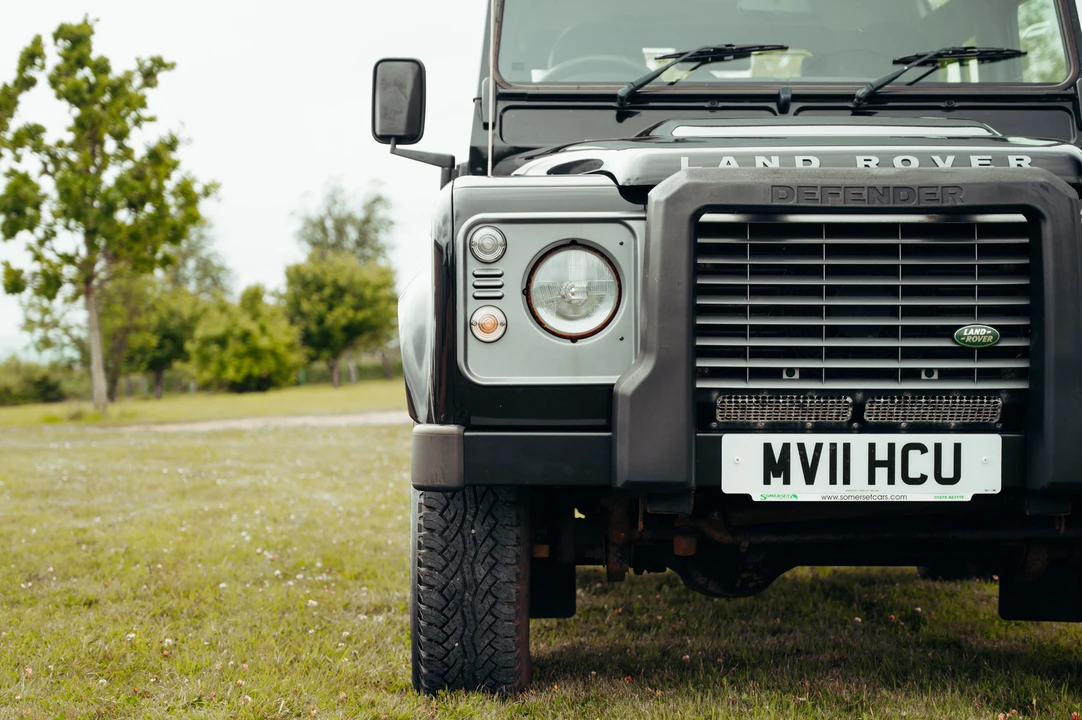2011 Land Rover Defender 90 - Image 25 of 31