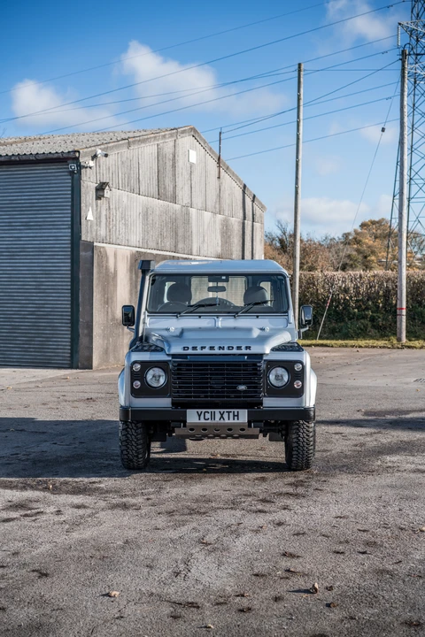 2011 Land Rover Defender 90 - Image 27 of 31