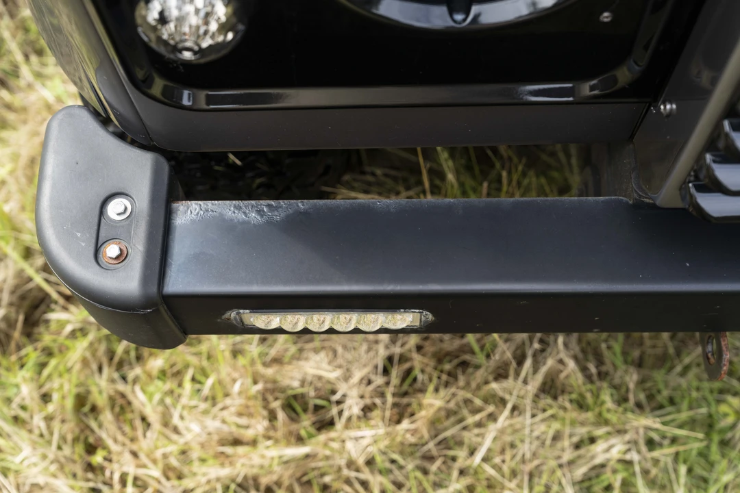2011 Land Rover Defender 90 - Image 19 of 31