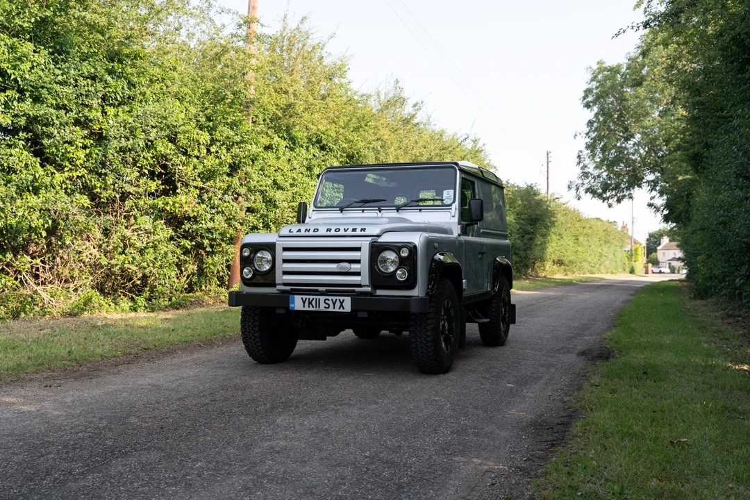 2011 Land Rover Defender 90 - Image 22 of 31