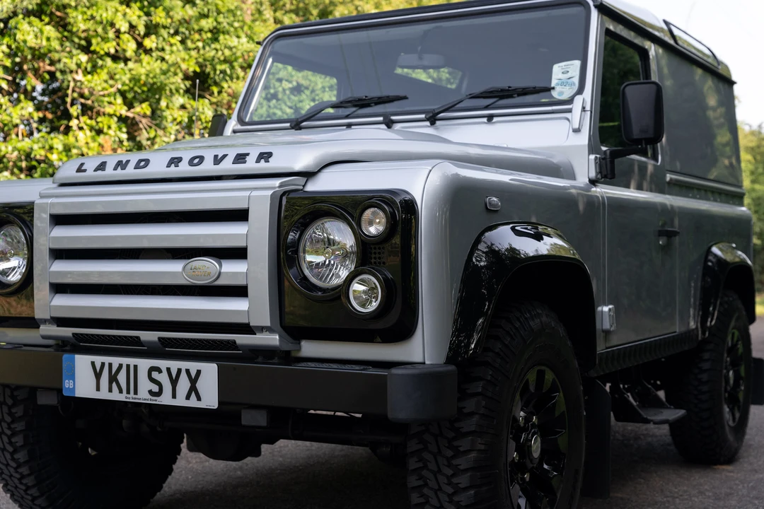 2011 Land Rover Defender 90 - Image 26 of 31