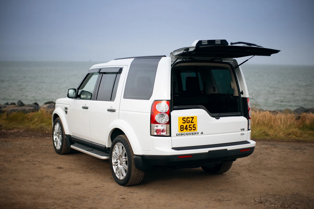 2011 Land Rover Discovery 4th Gen - Image 28 of 31