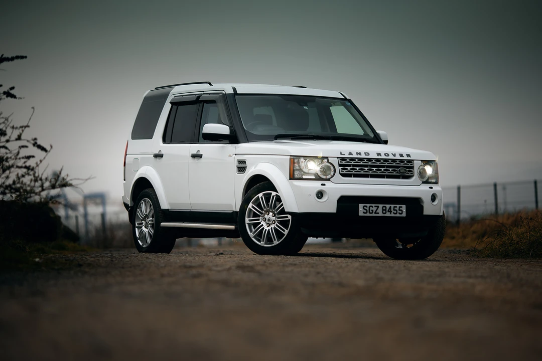 2011 Land Rover Discovery 4th Gen - Image 9 of 31