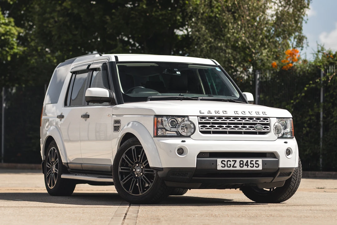 2011 Land Rover Discovery 4th Gen - Image 2 of 31