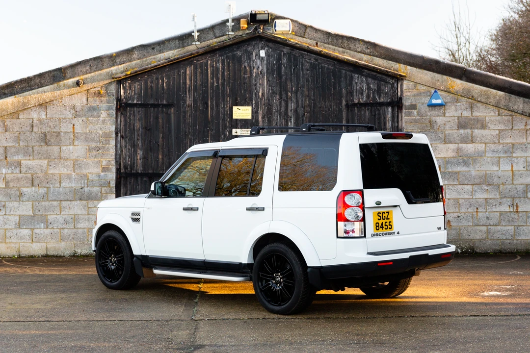 2011 Land Rover Discovery 4th Gen - Image 8 of 31