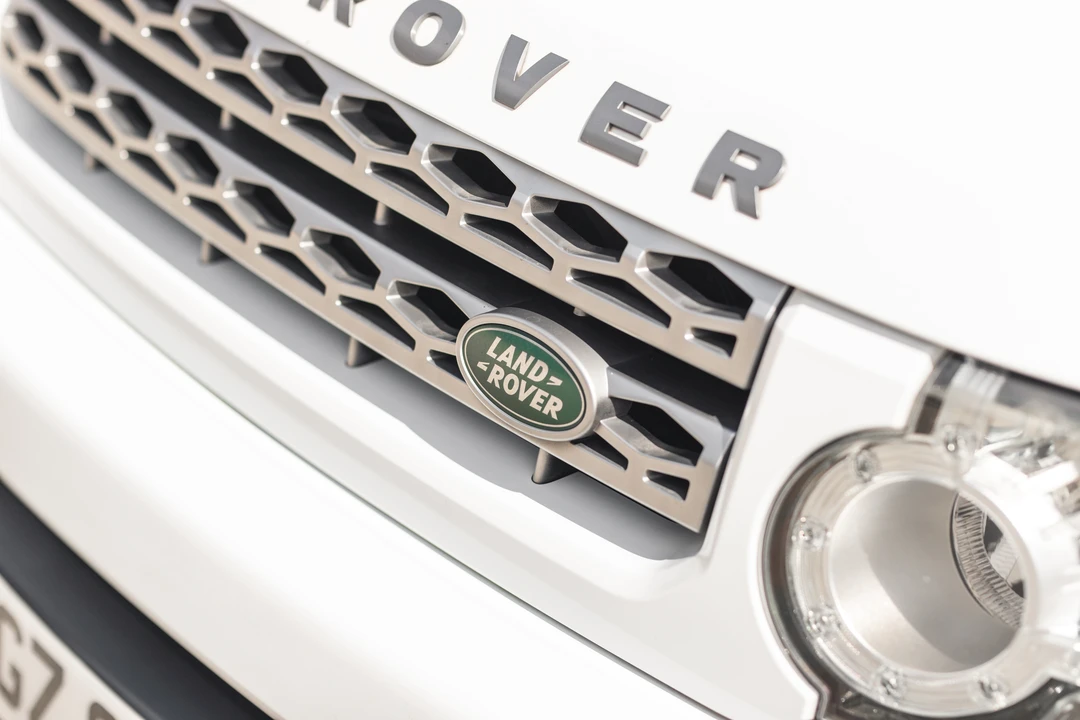 2011 Land Rover Discovery 4th Gen - Image 24 of 31