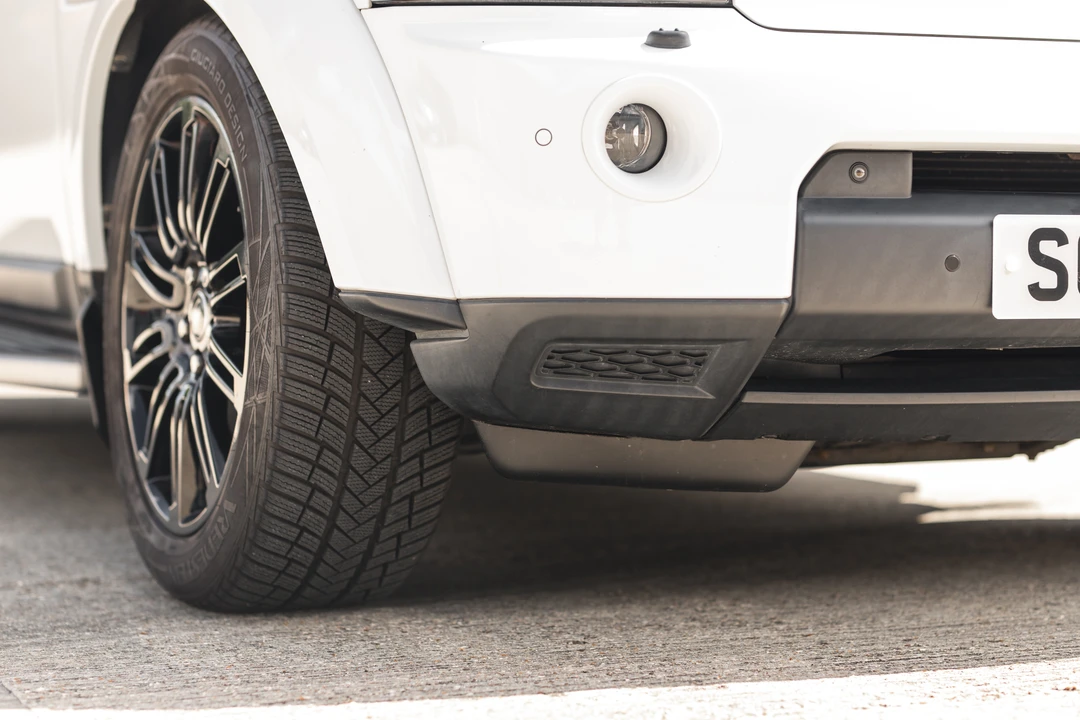 2011 Land Rover Discovery 4th Gen - Image 26 of 31