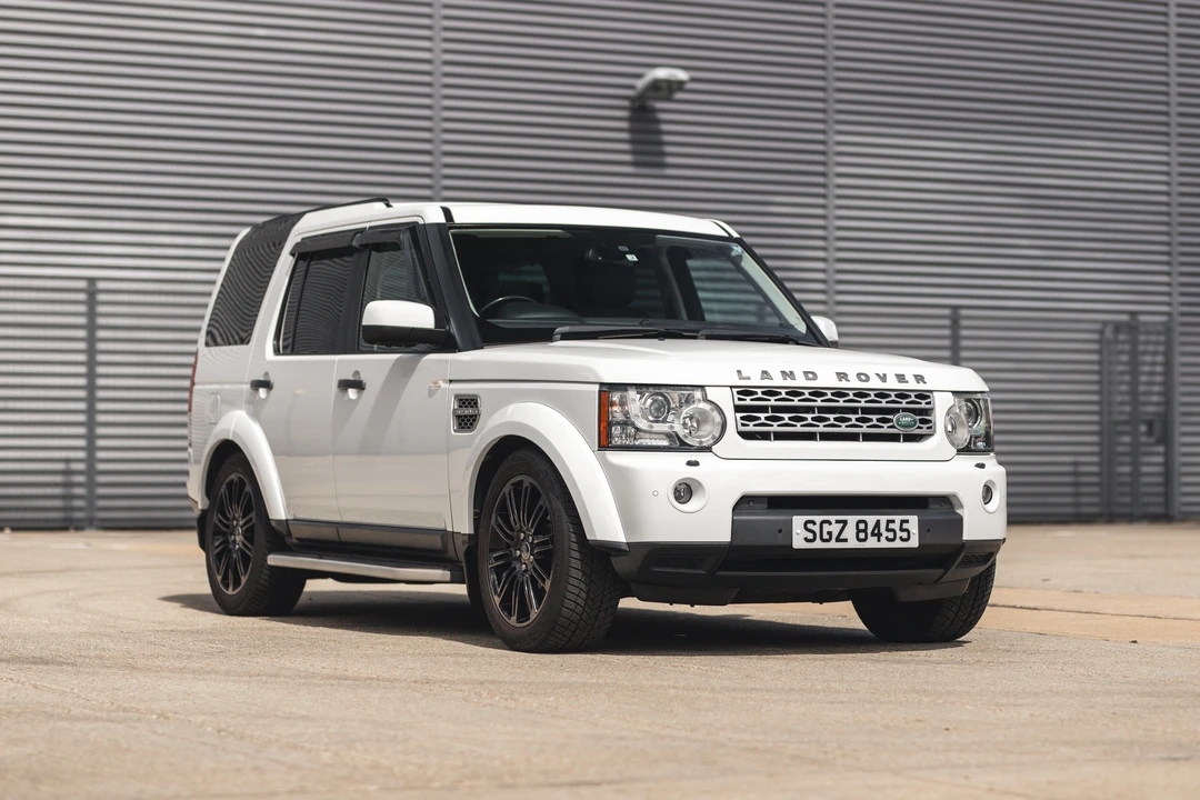 2011 Land Rover Discovery 4th Gen - Image 10 of 31