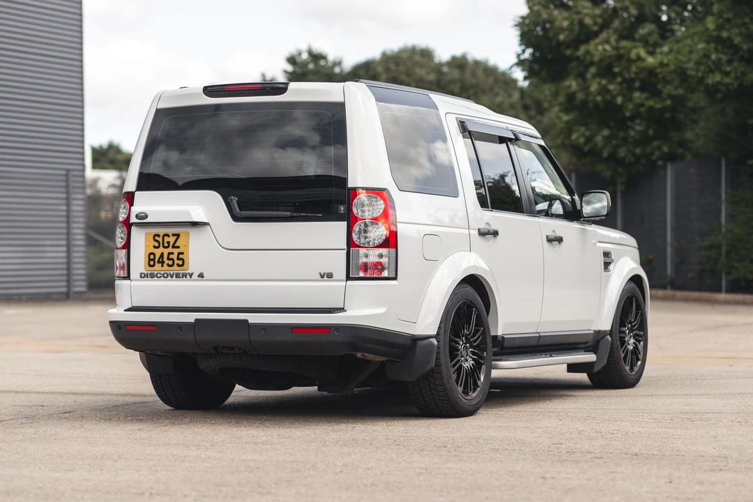 2011 Land Rover Discovery 4th Gen - Image 19 of 31