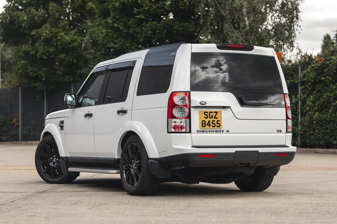 2011 Land Rover Discovery 4th Gen - Image 6 of 31